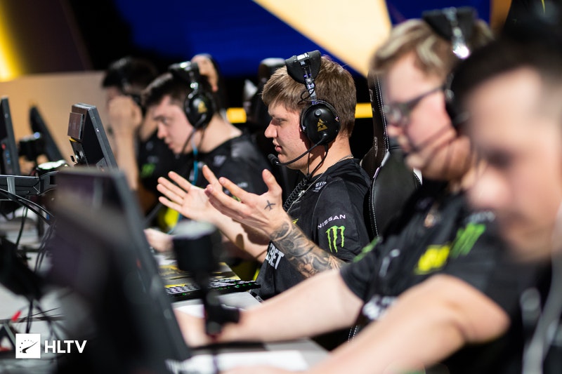 NAVI потерпела два поражения подряд в групповом этапе BLAST Premier String