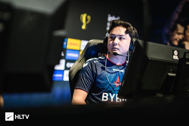 Lucky покидает состав Astralis