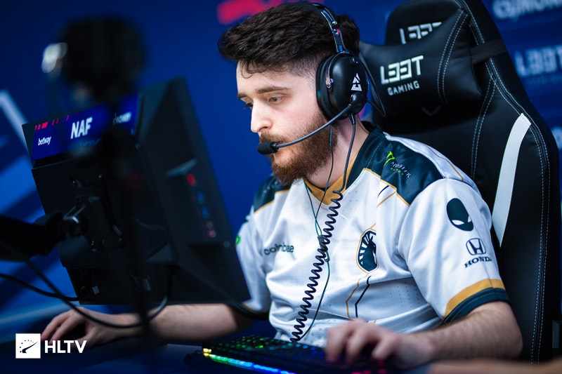 Liquid продлила контракт c NAF