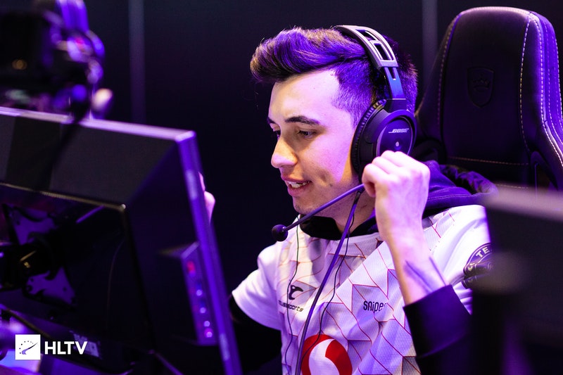 Eternal Fire и BLUEJAYS прошли на TWR Eastern Europeans Masters Spring