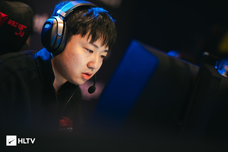 Somebody из TYLOO закончит профессиональную карьеру