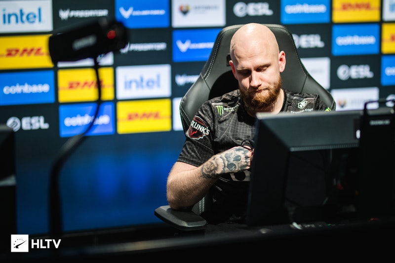 Banjo выступит вместо KRIMZ в составе fnatic в ESL Pro League