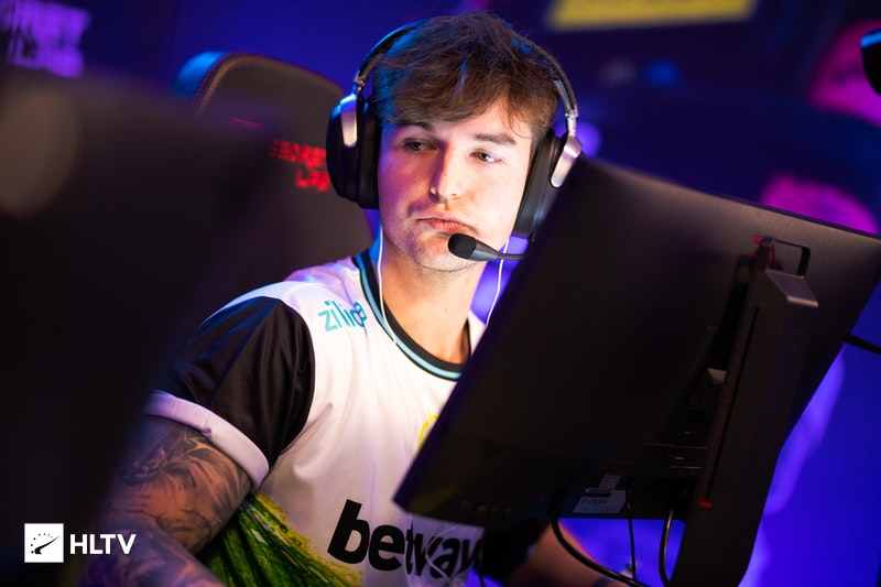 Device обдумывает возвращение в Astralis