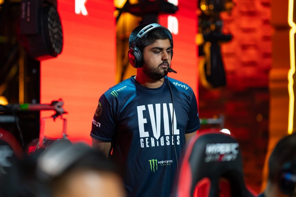 ImAPet leaves Evil Geniuses